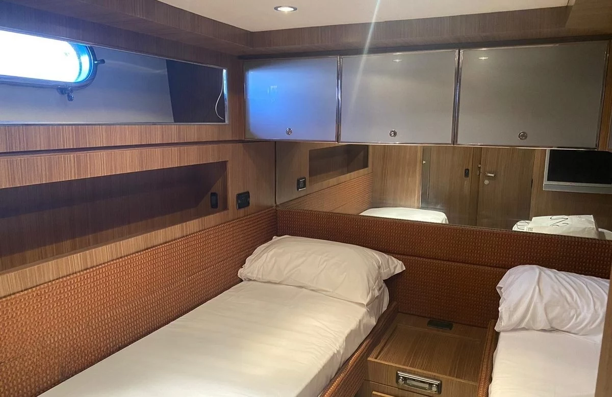 A preview of interior Bedroom cabin