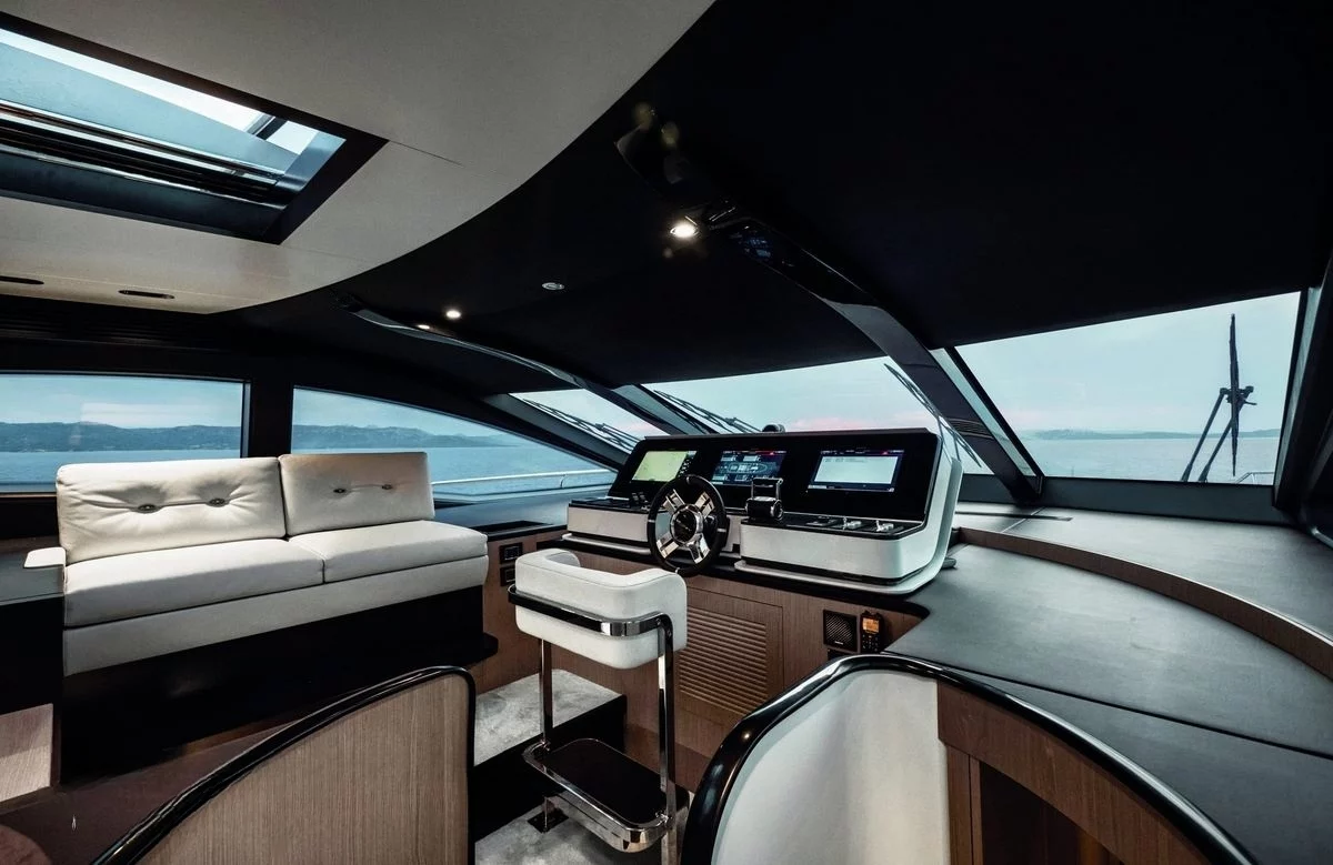 A preview of interior Bridge driving area
