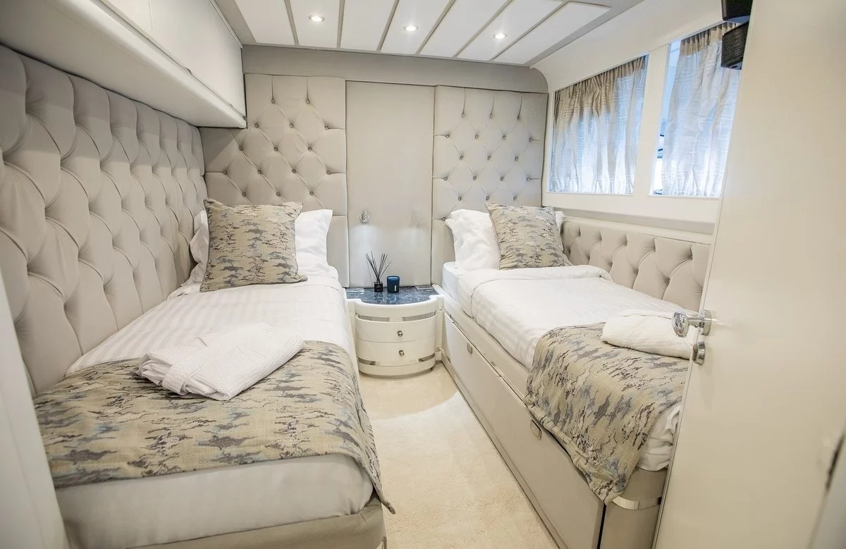 A preview of interior Bedroom cabin
