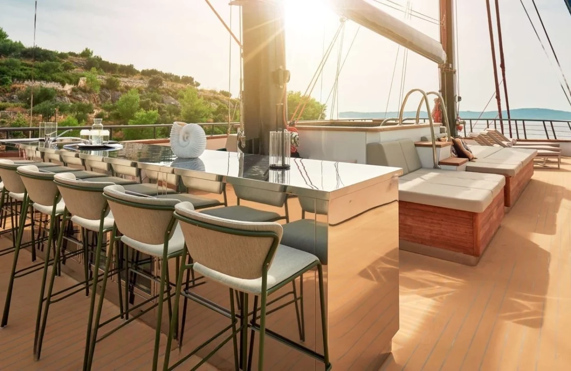 An image of Anetta yacht