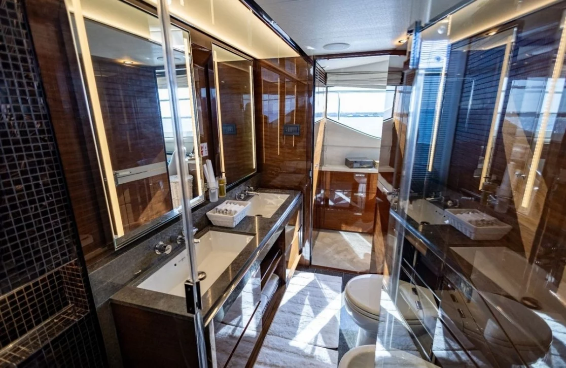 An image of Anka yacht
