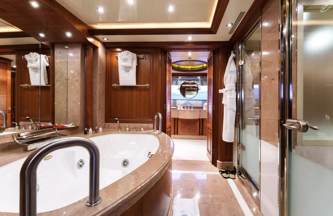 An image of Jo I yacht