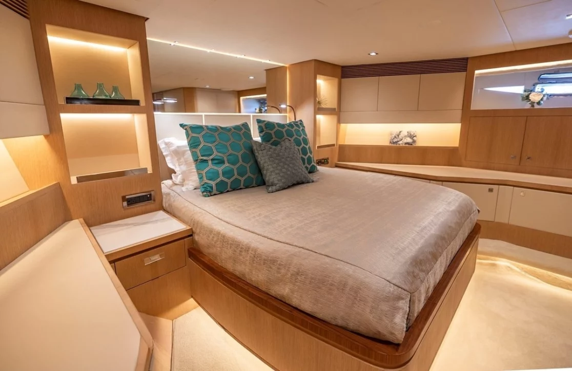 An image of Aqua Life yacht