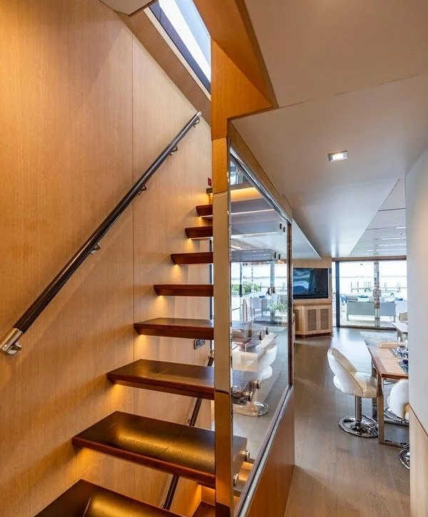 An image of Aqua Life yacht