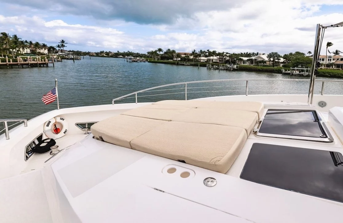 An image of Aqua Life yacht