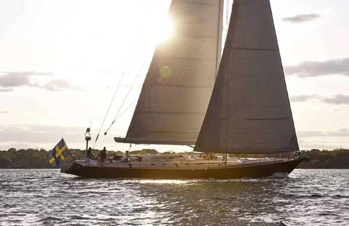 An image of Aquila yacht