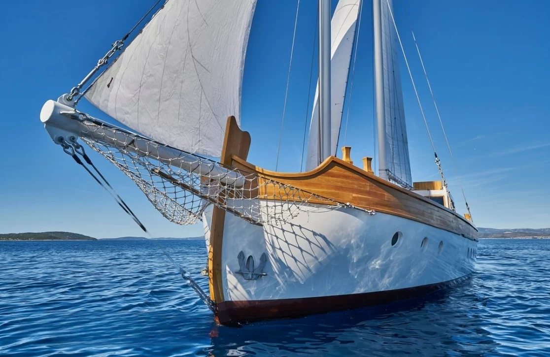 An image of Ardura yacht