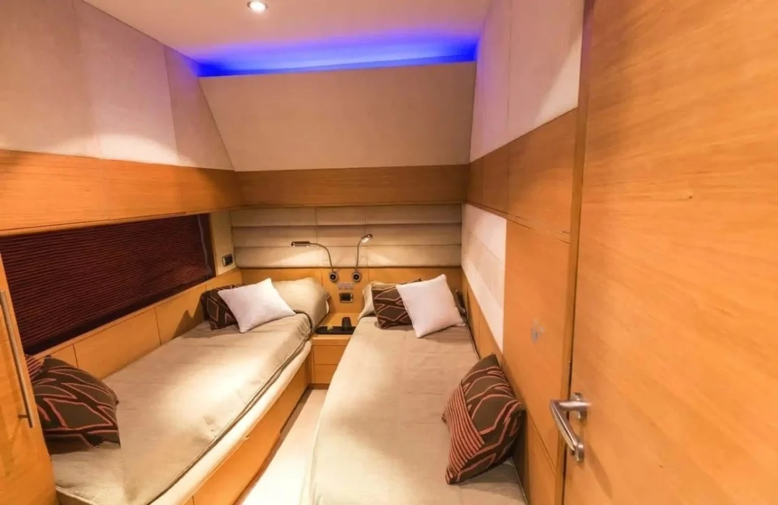 An image of Arwen yacht