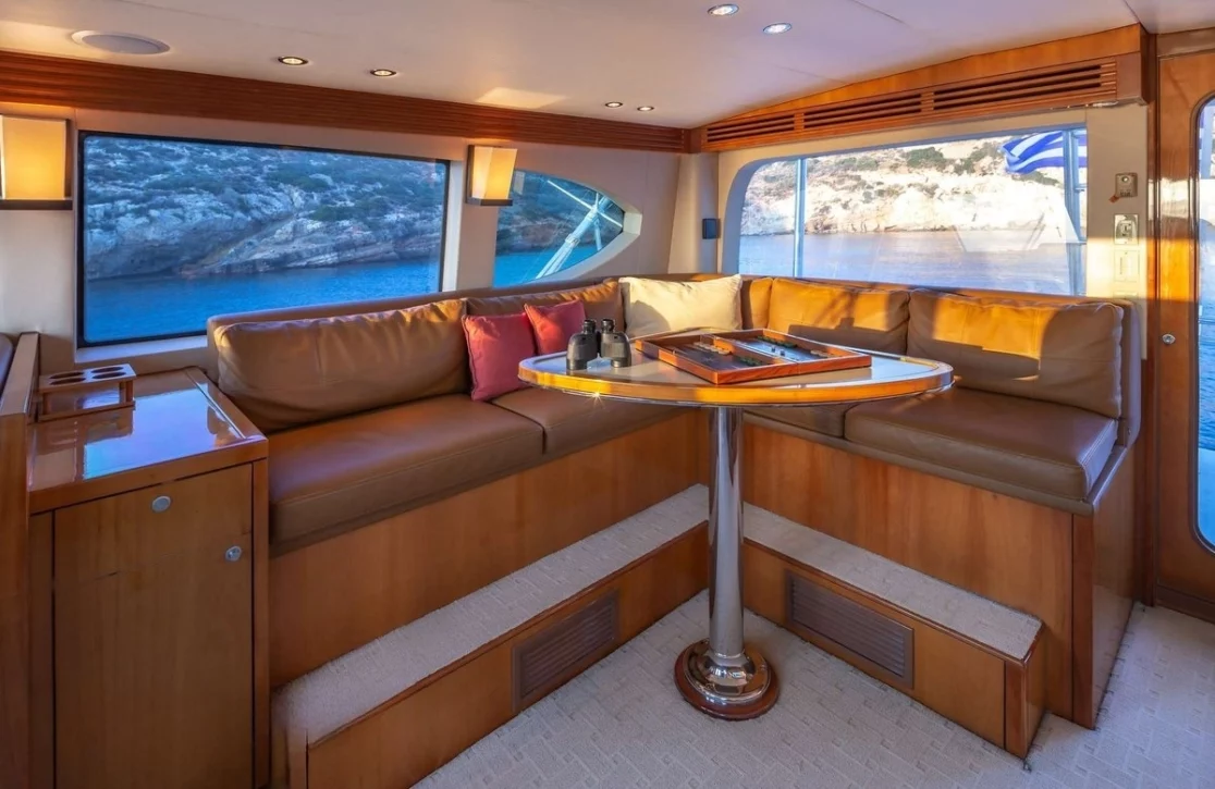 An image of Astrape yacht