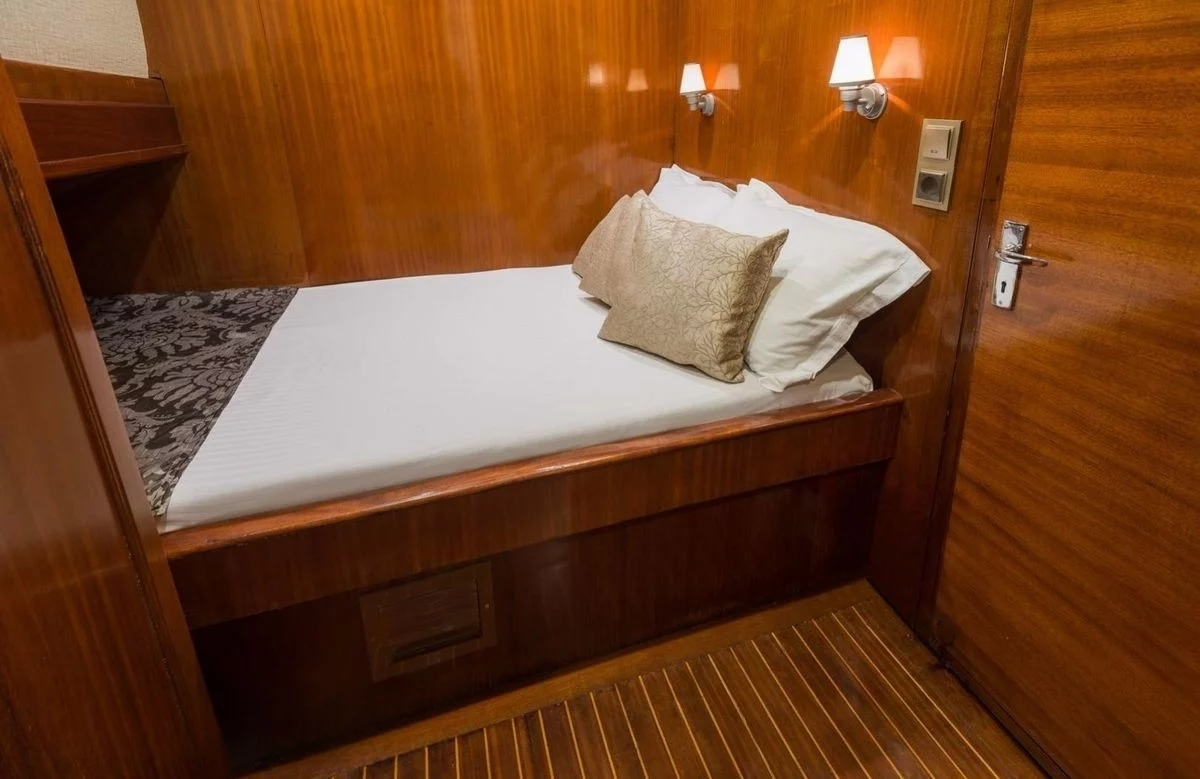 A preview of interior Bedroom cabin