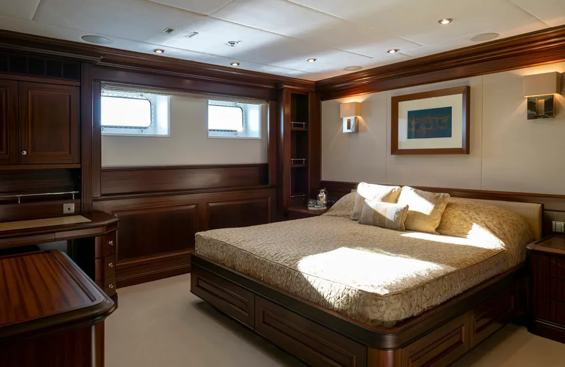 An image of My Little Violet yacht