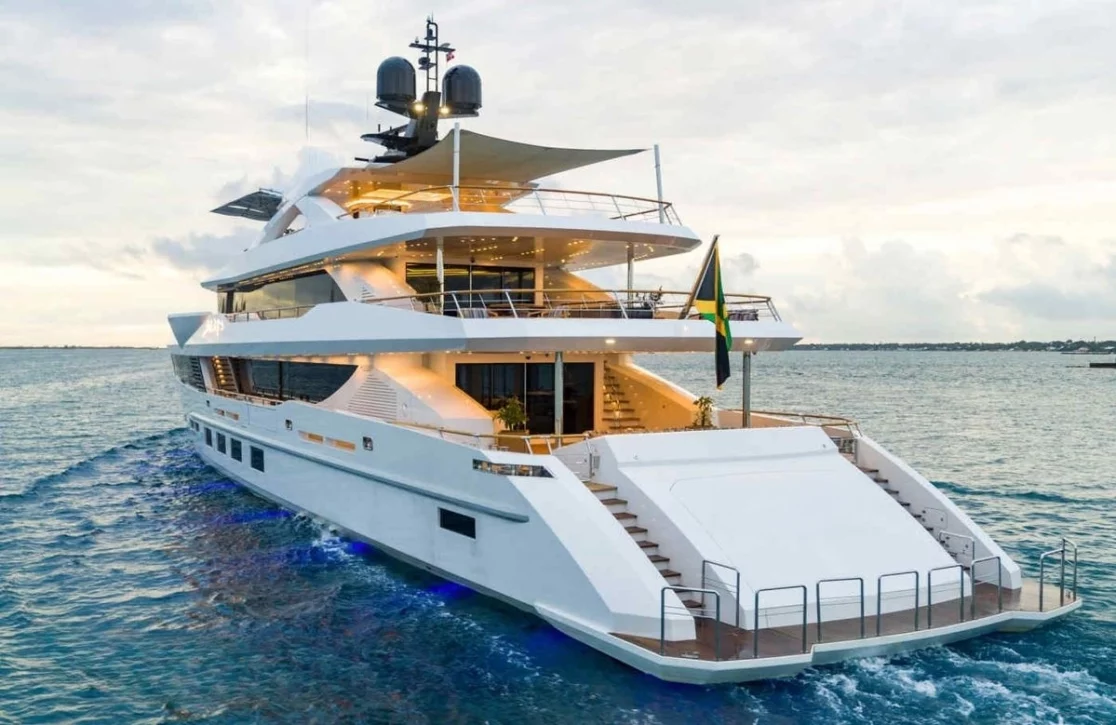 An image of Babas yacht