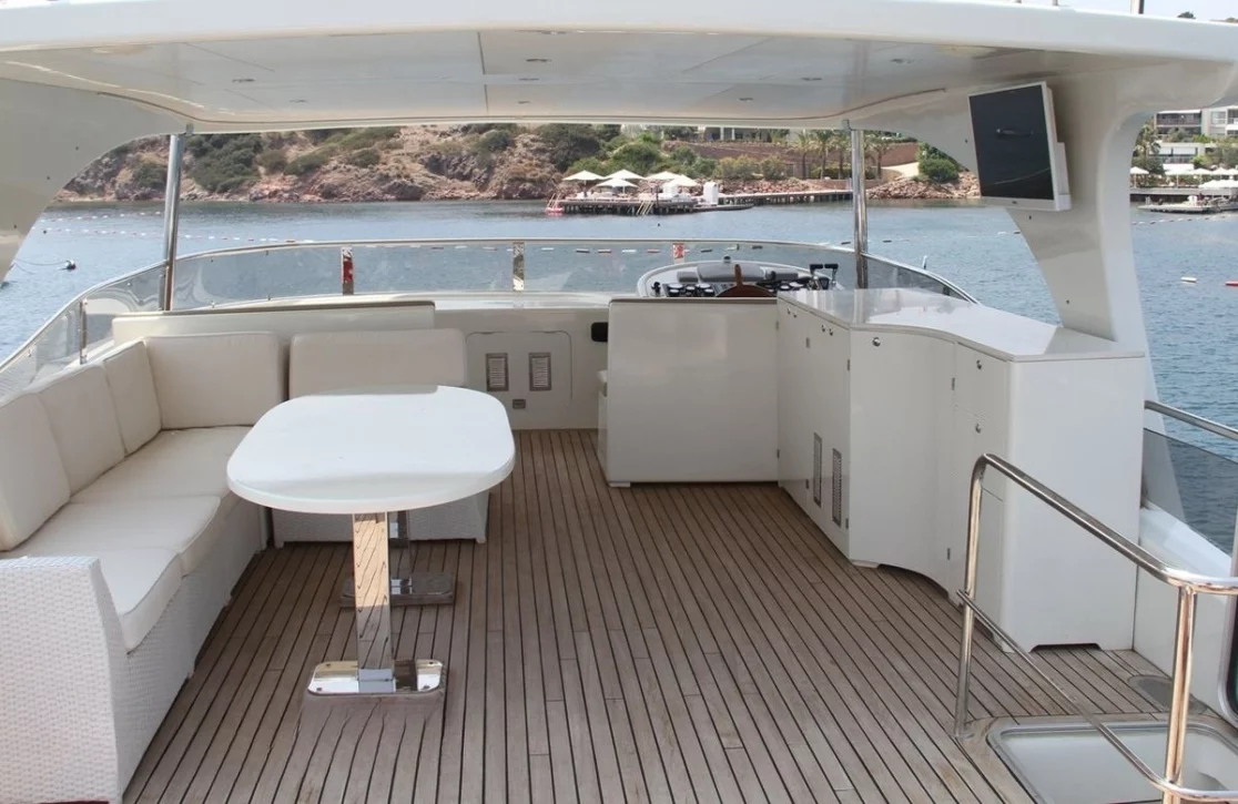 An image of Babosch yacht
