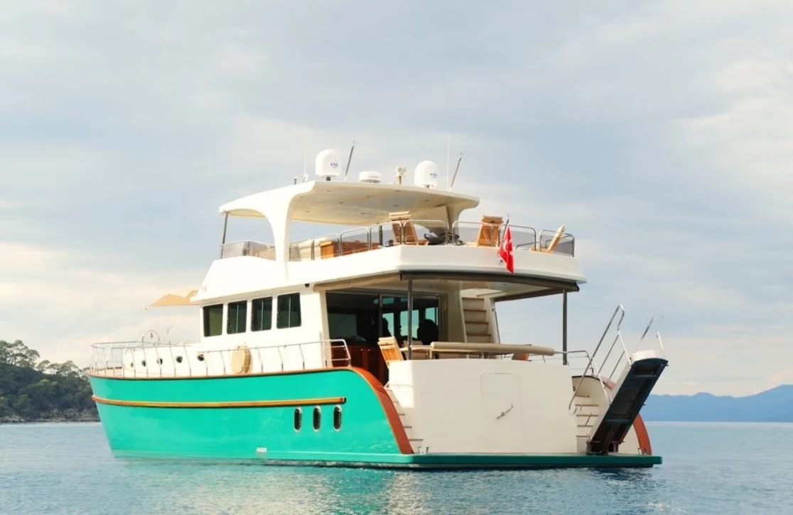 An image of Babosch yacht