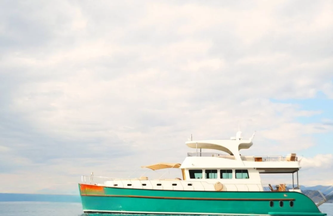An image of Babosch yacht