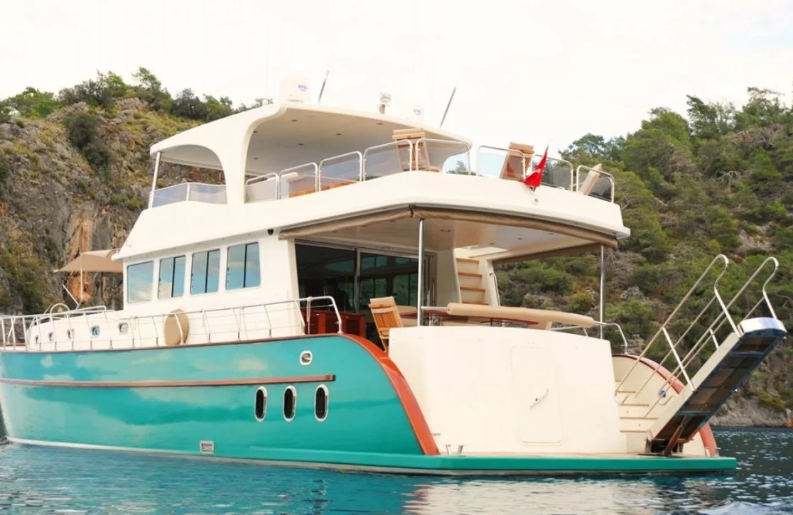 An image of Babosch yacht