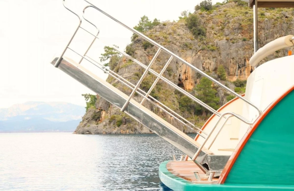 An image of Babosch yacht