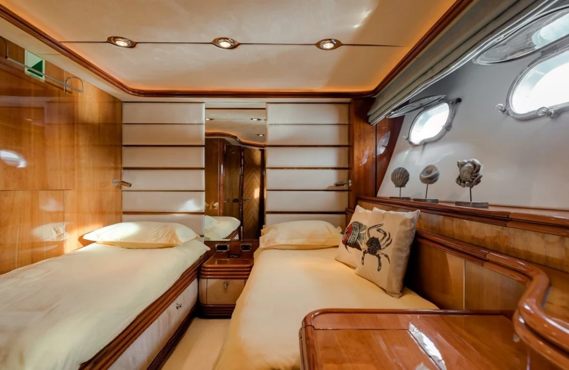 An image of Baby I yacht