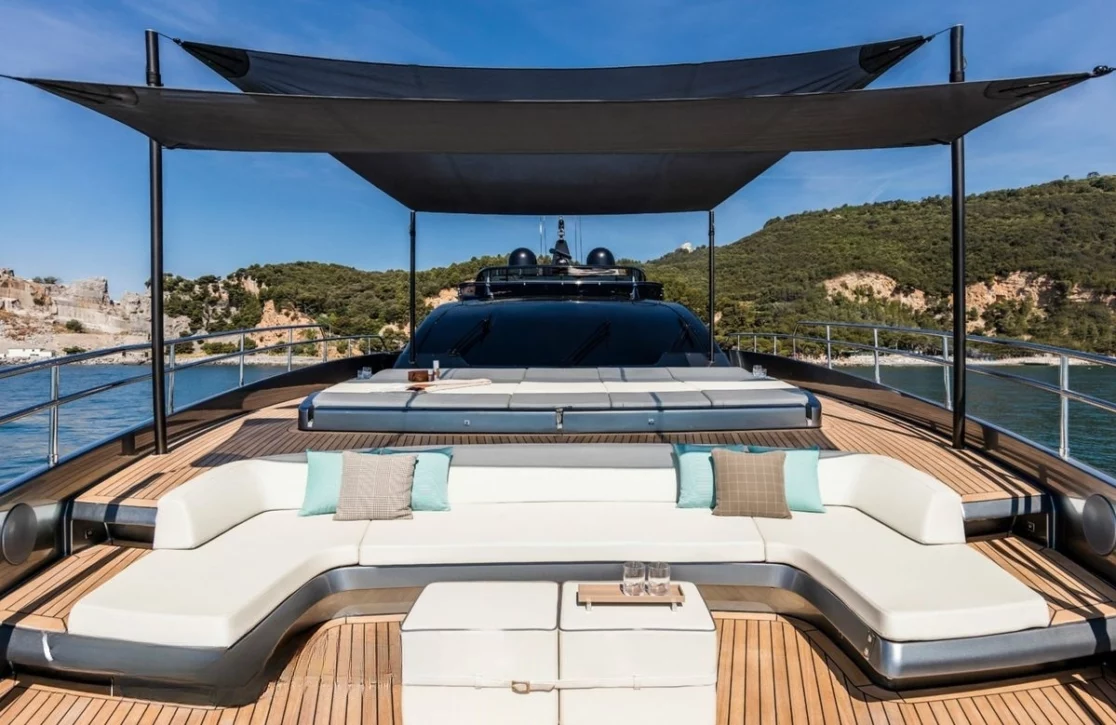 An image of Basilic yacht