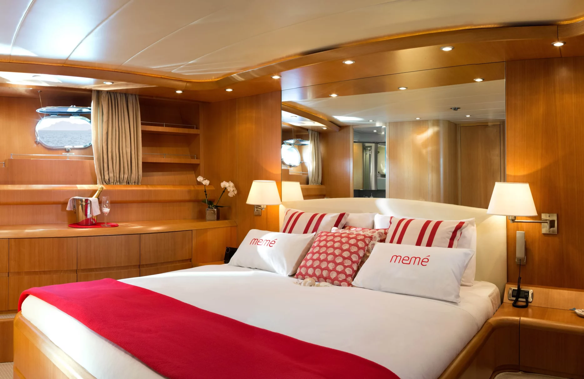 A preview of interior Bedroom cabin