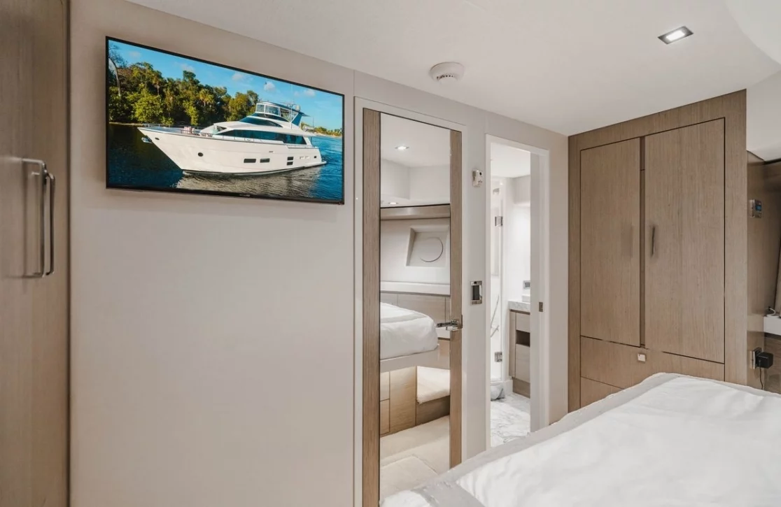 An image of Bella Sky yacht