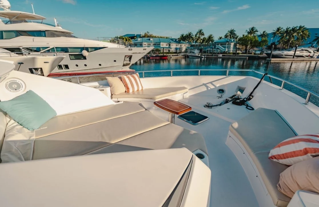 An image of Bella Sky yacht