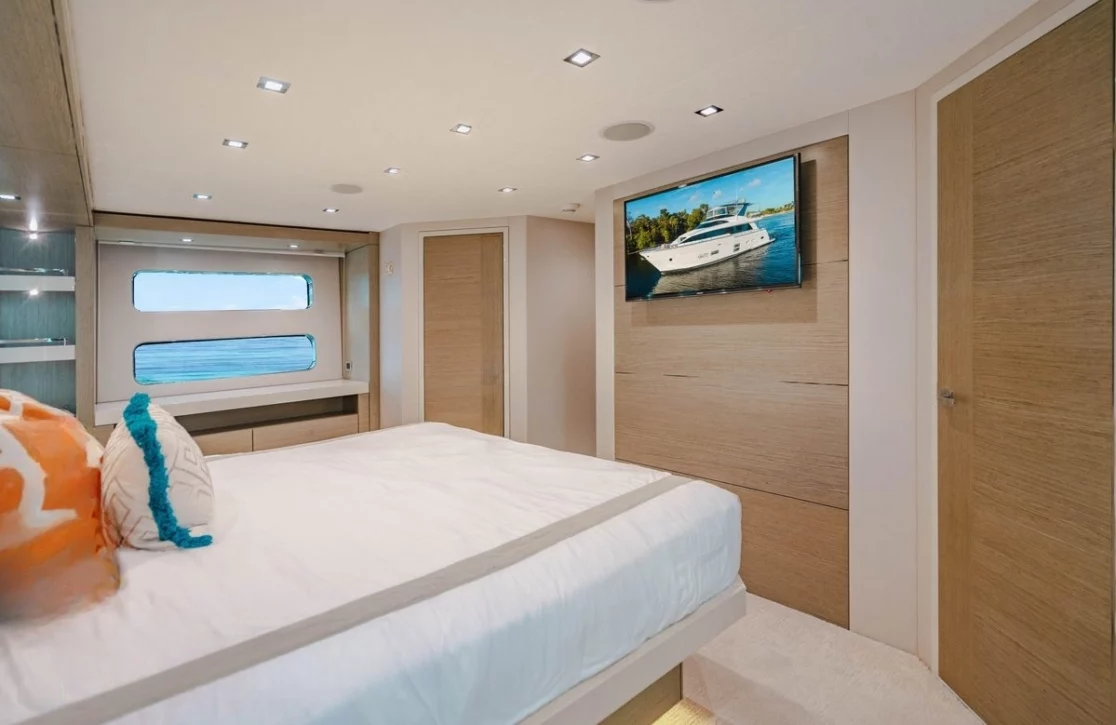 An image of Bella Sky yacht