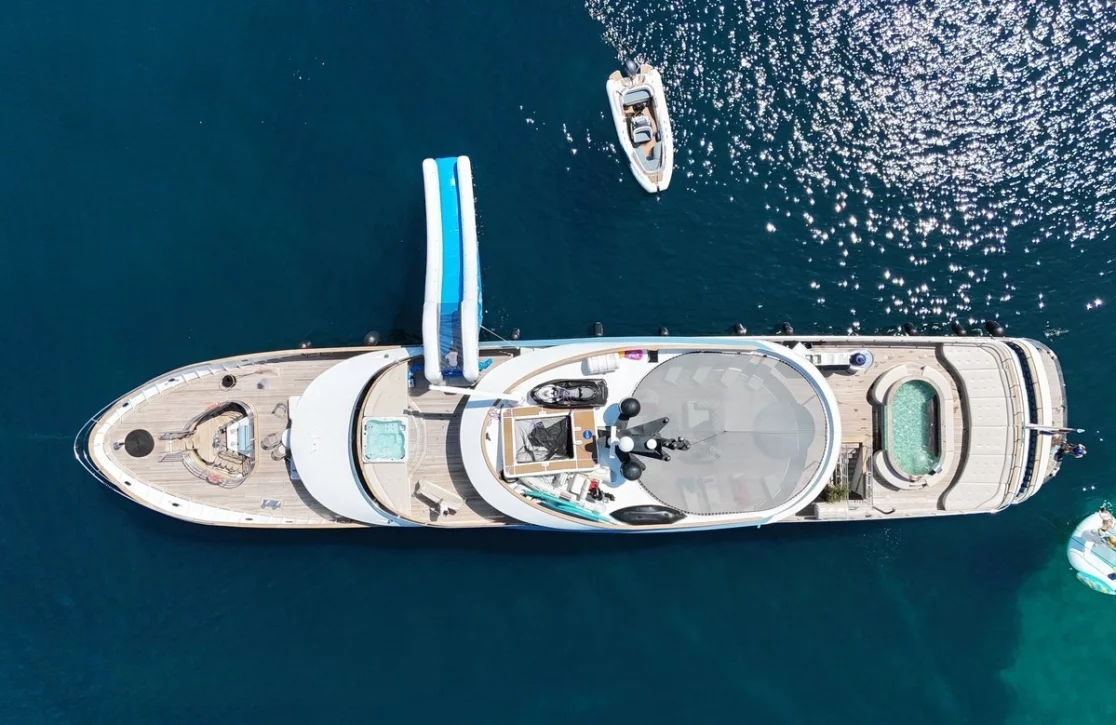 An image of Bella yacht