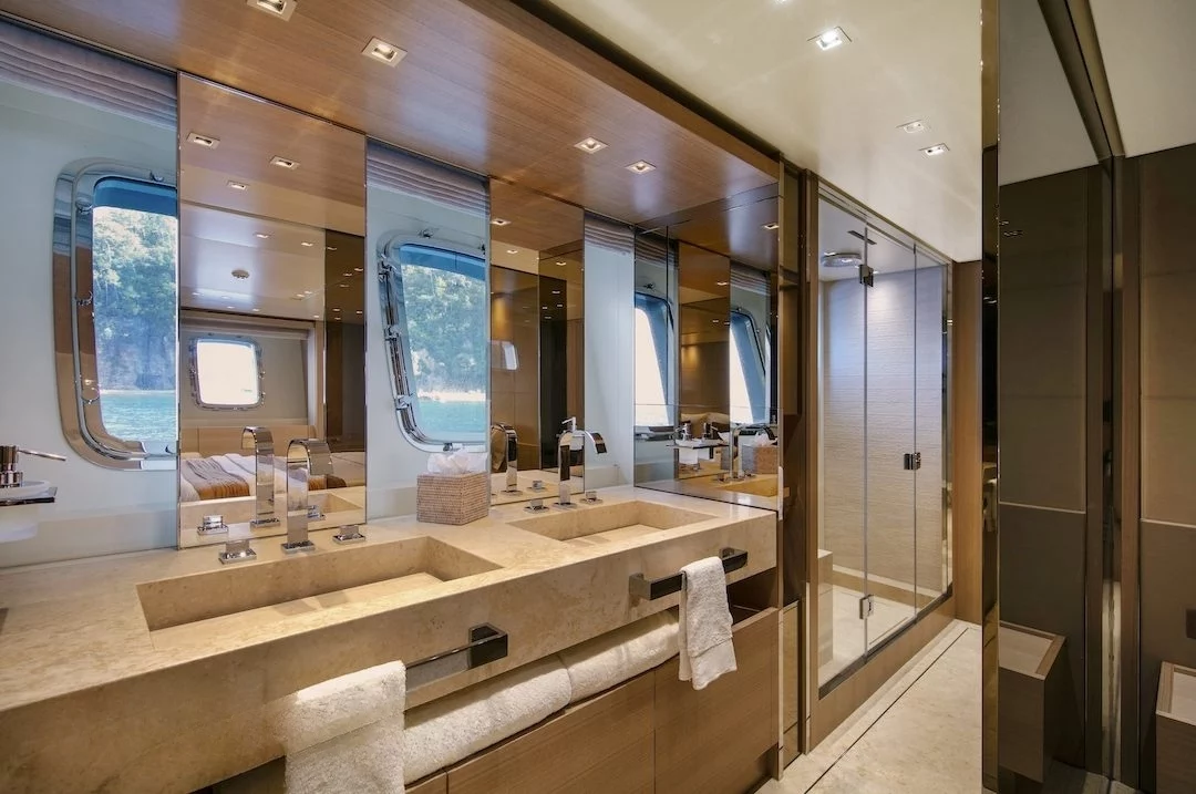 An image of Belle De Nuit yacht