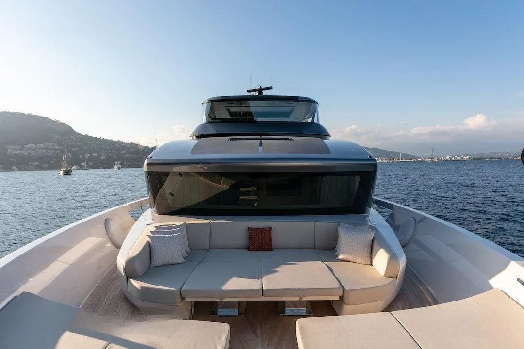 An image of Belle De Nuit yacht