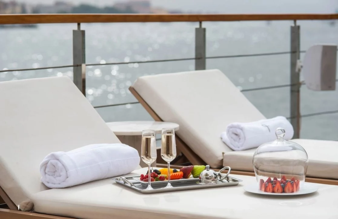 An image of Berge yacht