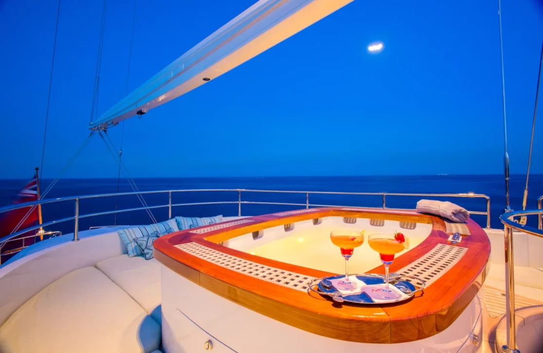 An image of Antara yacht