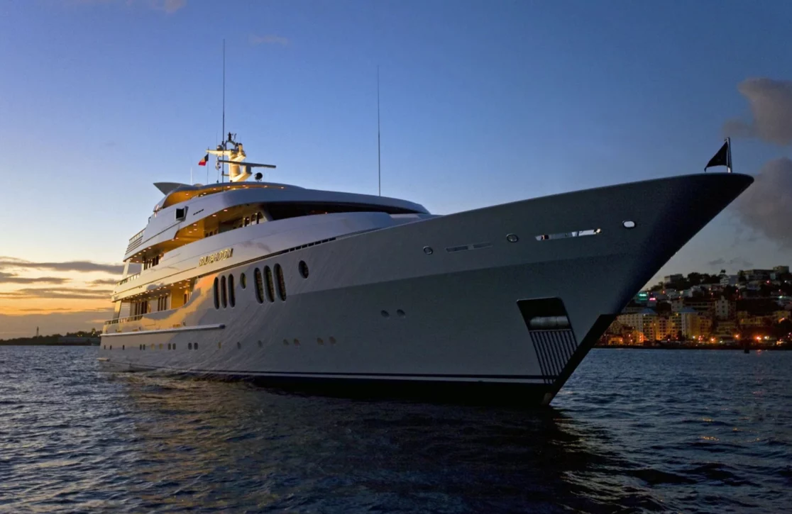 An image of Blue Moon yacht