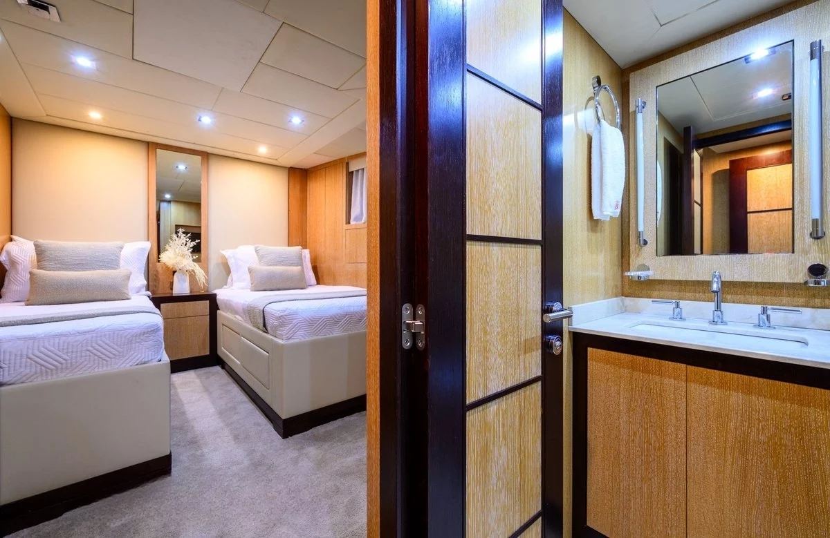 A preview of interior Bedroom cabin