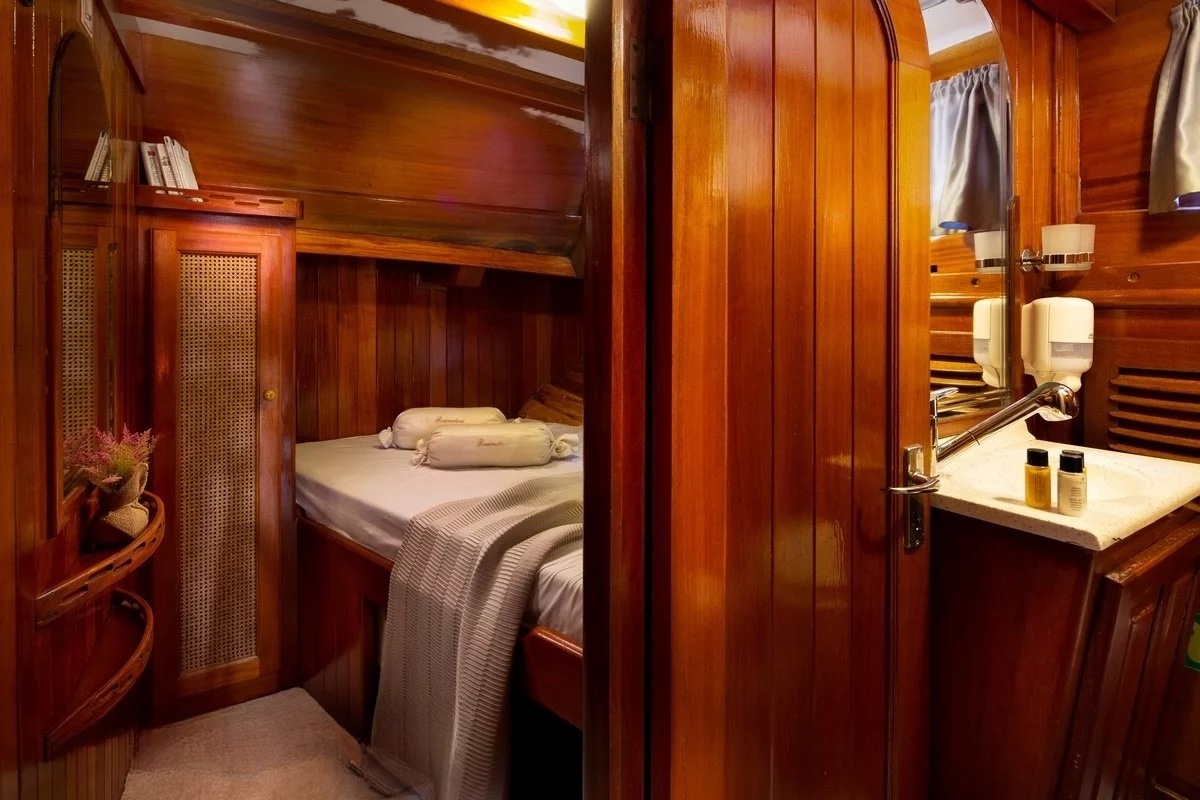 A preview of interior Bedroom cabin