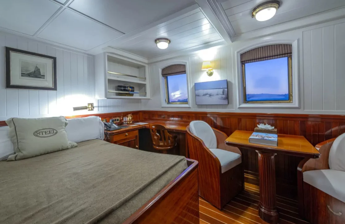 An image of Steel yacht