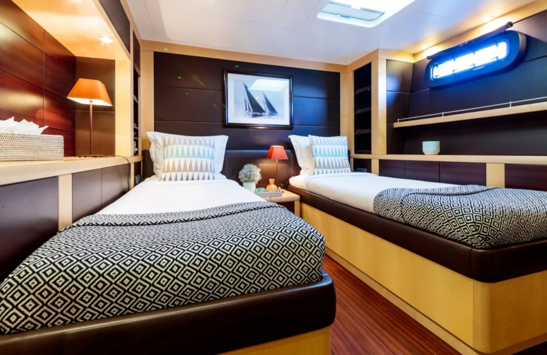 An image of Allures yacht