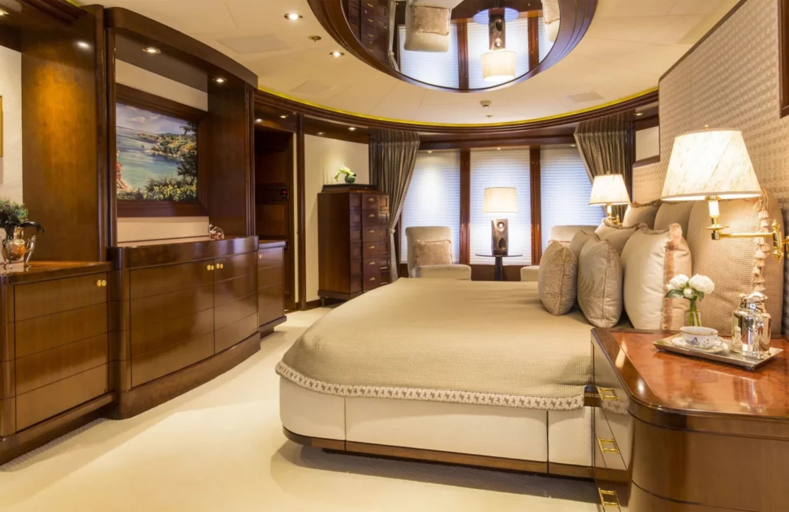 An image of Blue Moon yacht
