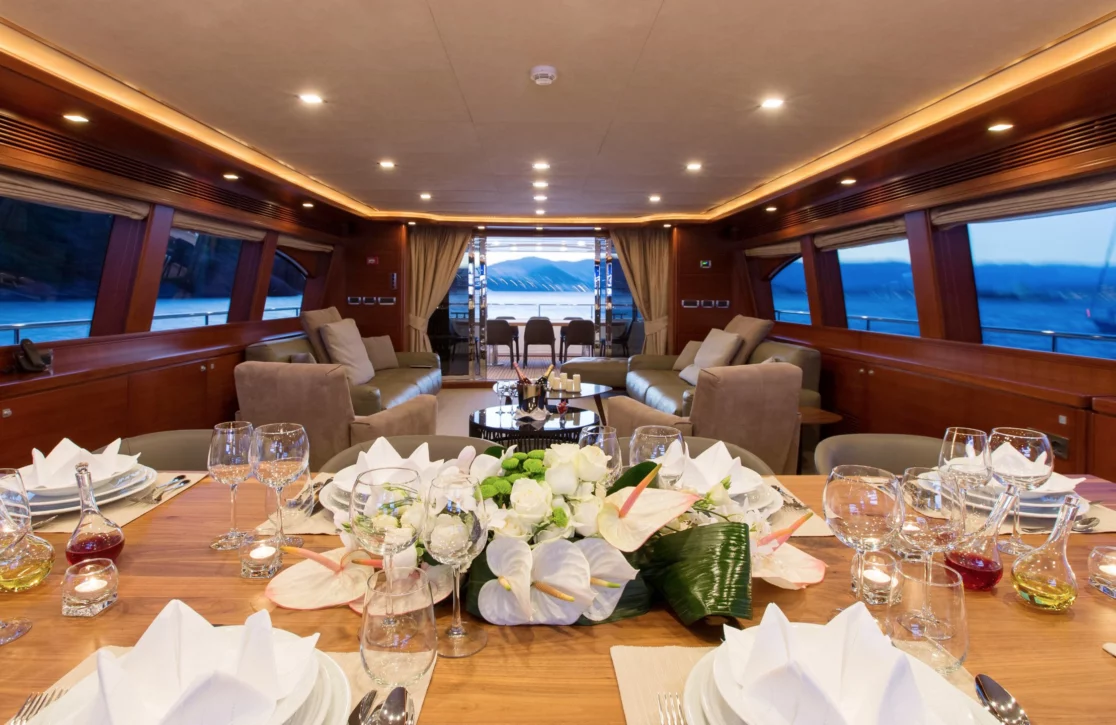 An image of Robusto yacht