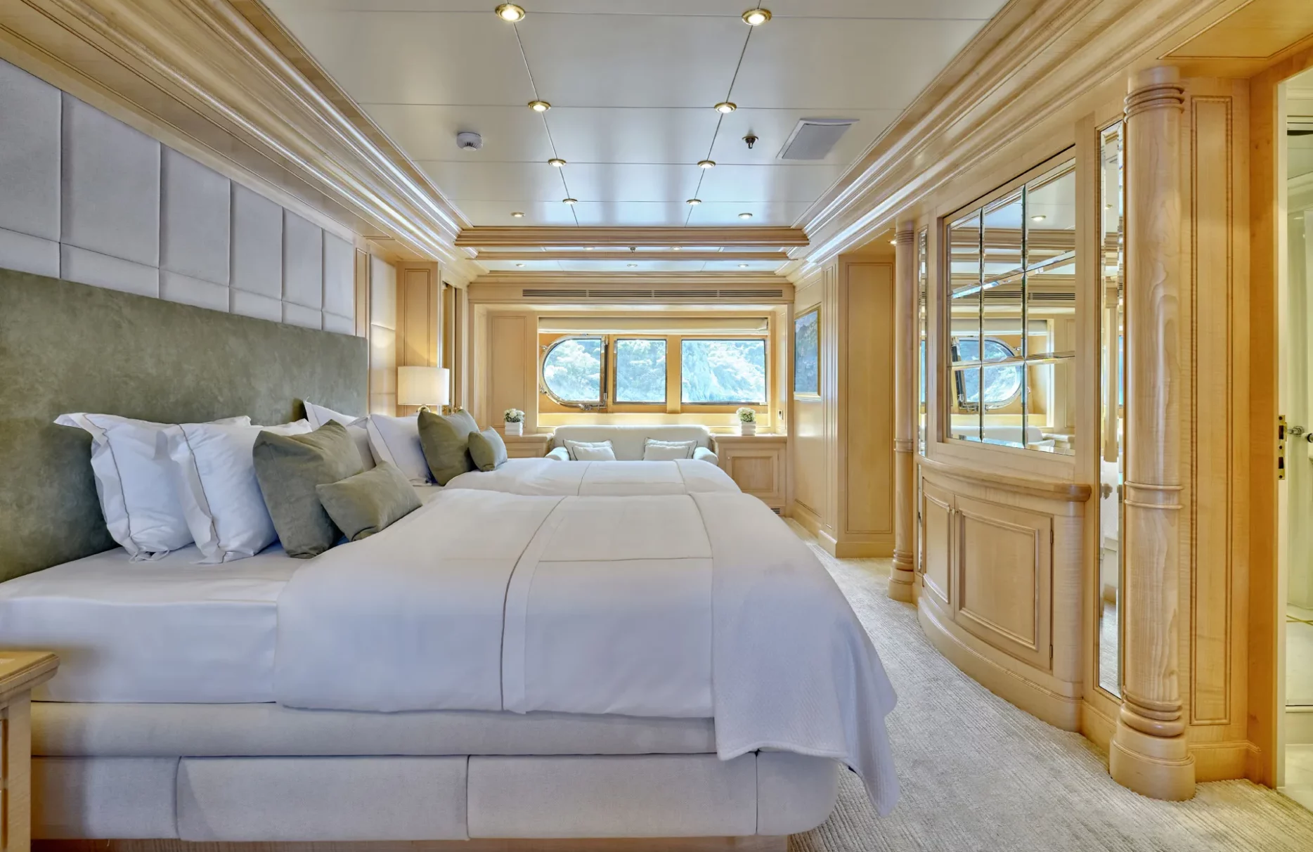 A preview of interior Bedroom cabin