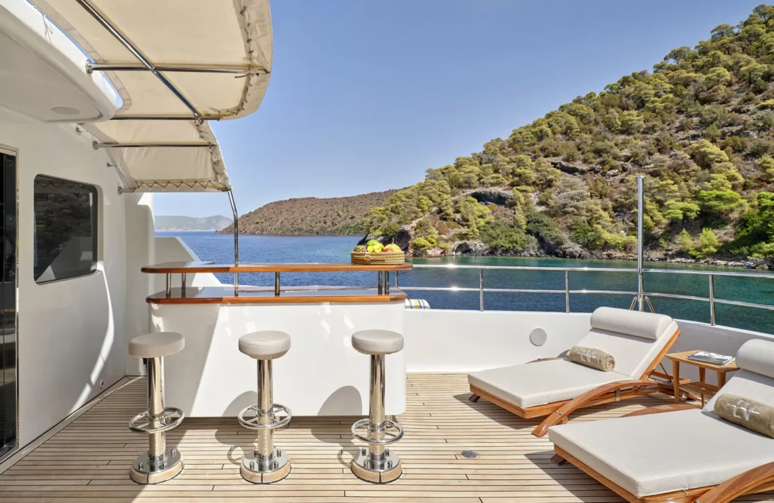 An image of Elena V yacht