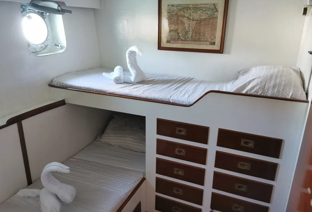 An image of Cadabra yacht
