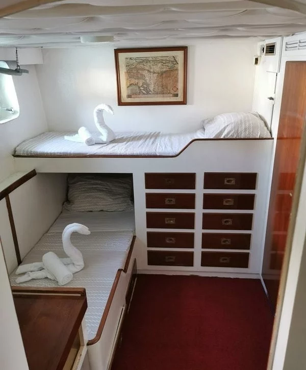 An image of Cadabra yacht