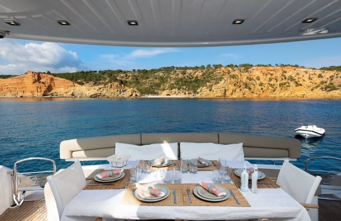 An image of Cala Di Luna yacht
