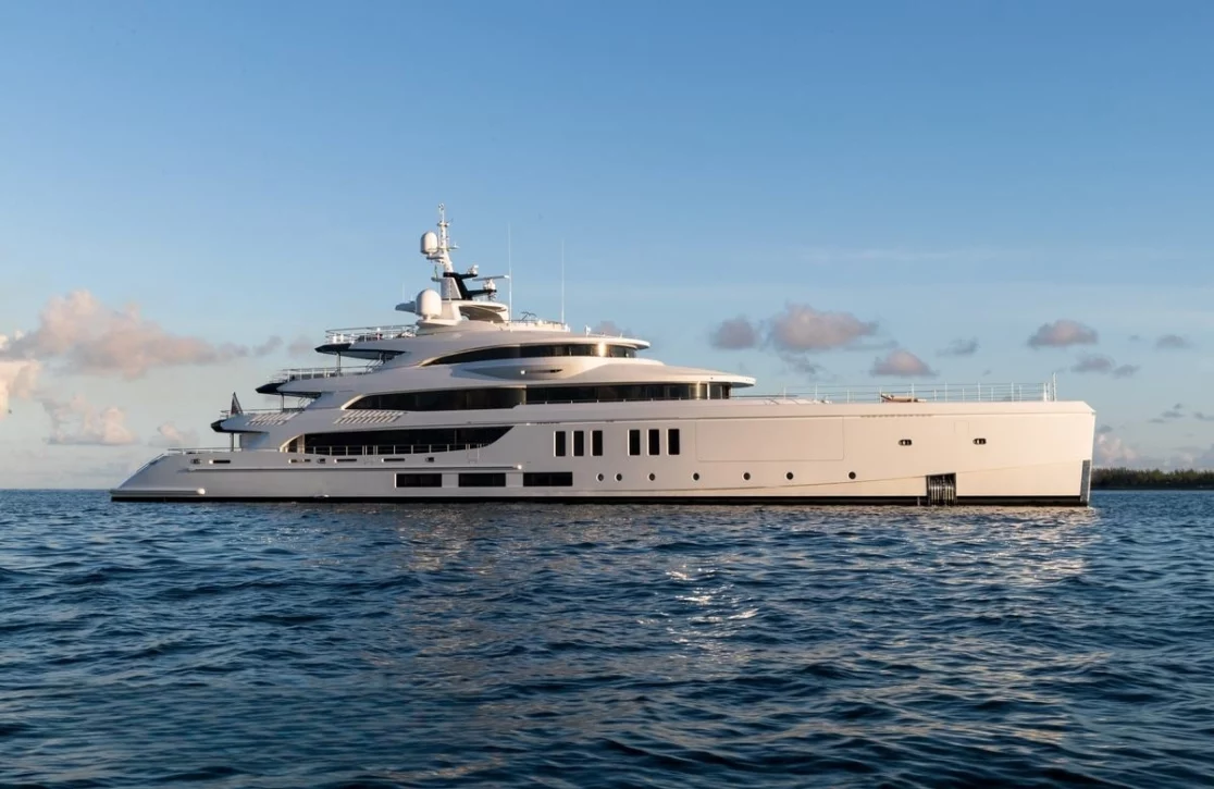 An image of Calex yacht