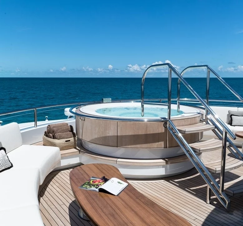 An image of Calex yacht