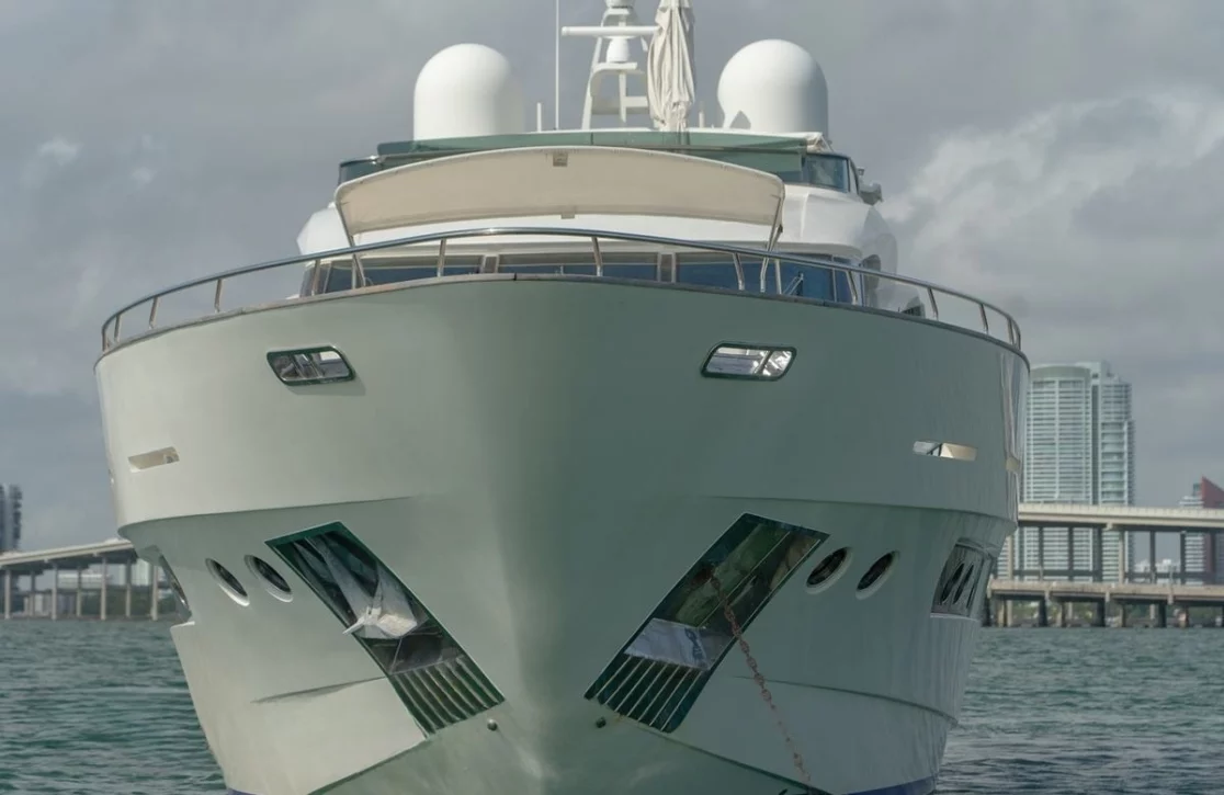 An image of Casual yacht