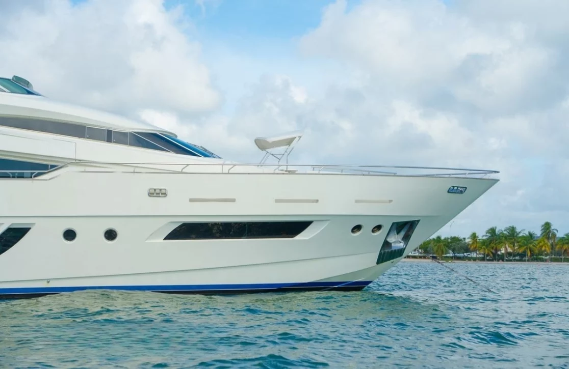 An image of Casual yacht