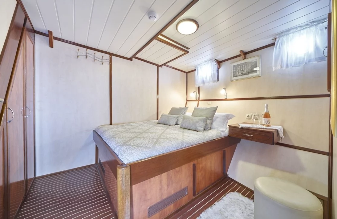 An image of Cataleya yacht