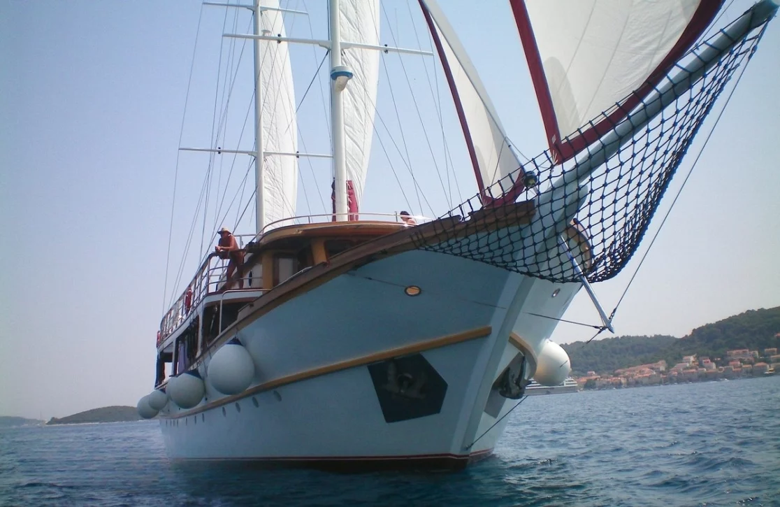An image of Cataleya yacht